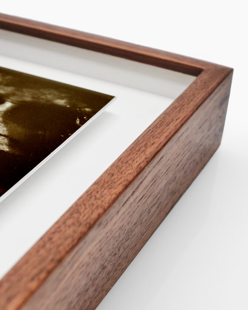 Floater Showcase Frame för fotografi, detalj av ram och distans