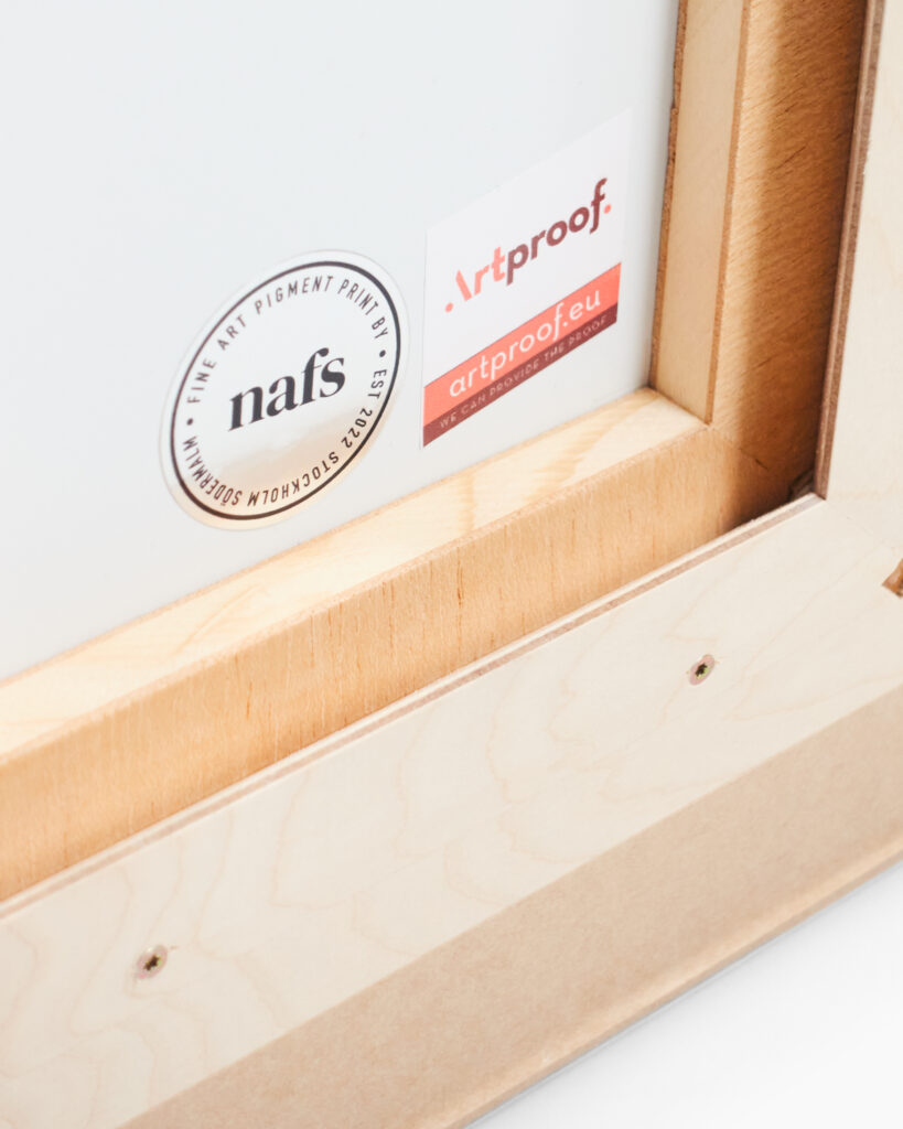 Detalj av konstruktionen i en Shadow Frame från Artproof